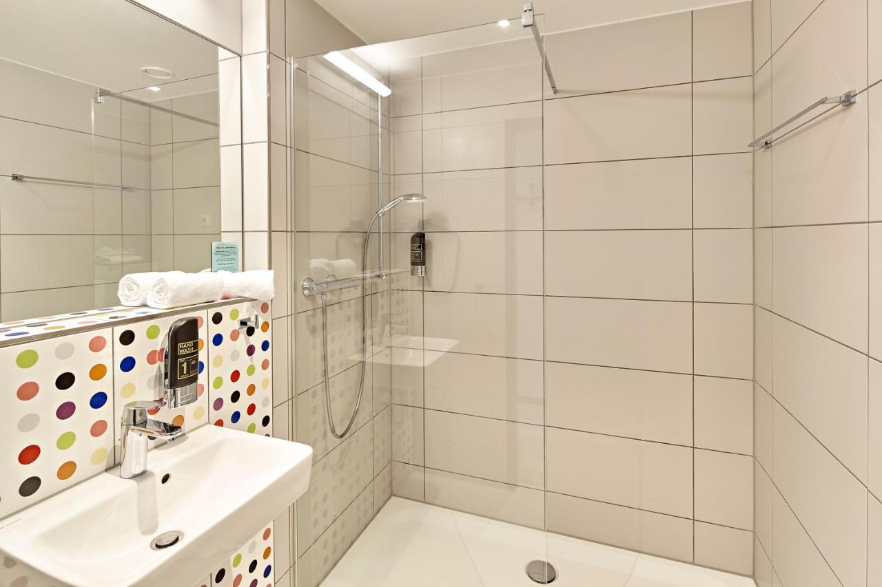 Meininger Hotel Koeln West Bagian luar foto