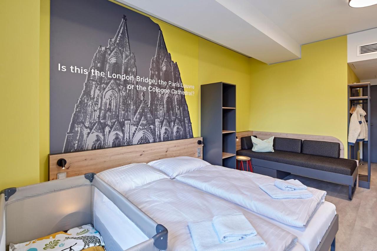 Meininger Hotel Koeln West Bagian luar foto